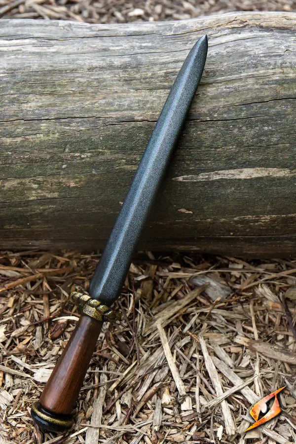 Epic Armoury: Daggers and Knives