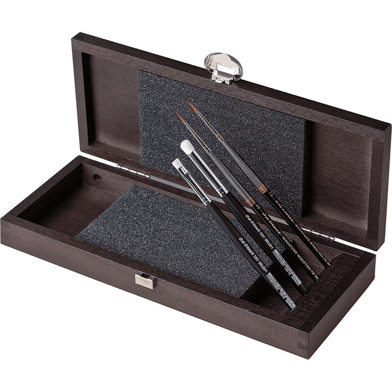 Deluxe Wood Box for  MINIATURE PAINTING 70 No. 3, 76 No. 3, 140 No. 6, 143 No. 12 (Kolinsky Rounds + Dry Brushes) with brush stand & drying holes